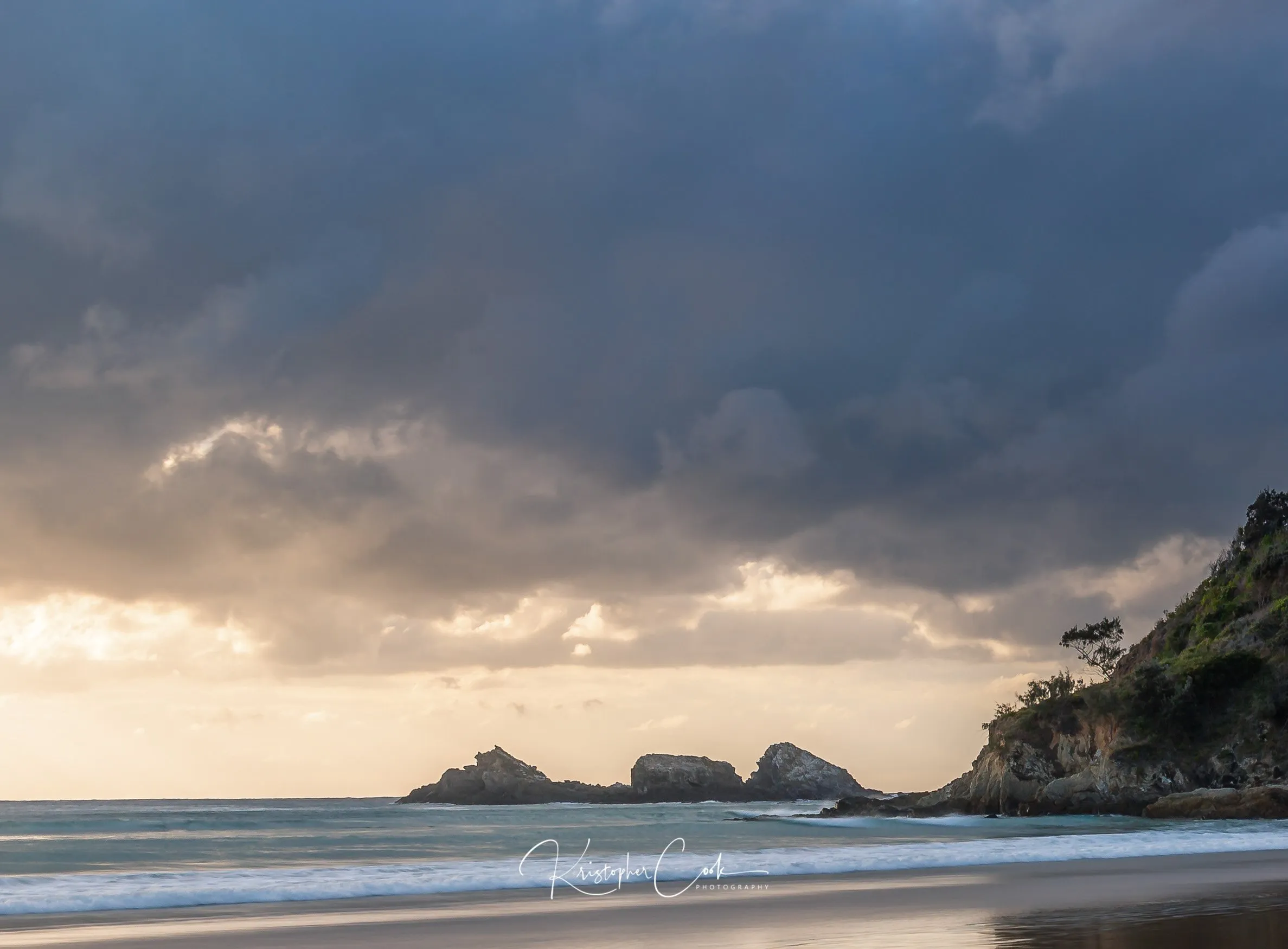 Sunrise at Broken Head, Byron Bay, photographed by Kris Cook